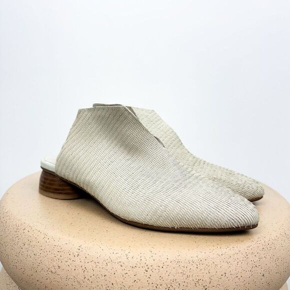 Antelope Anthropologie Radlee Cream Textured Leather Almond Toe Slip on Heel Mul - Picture 4 of 11